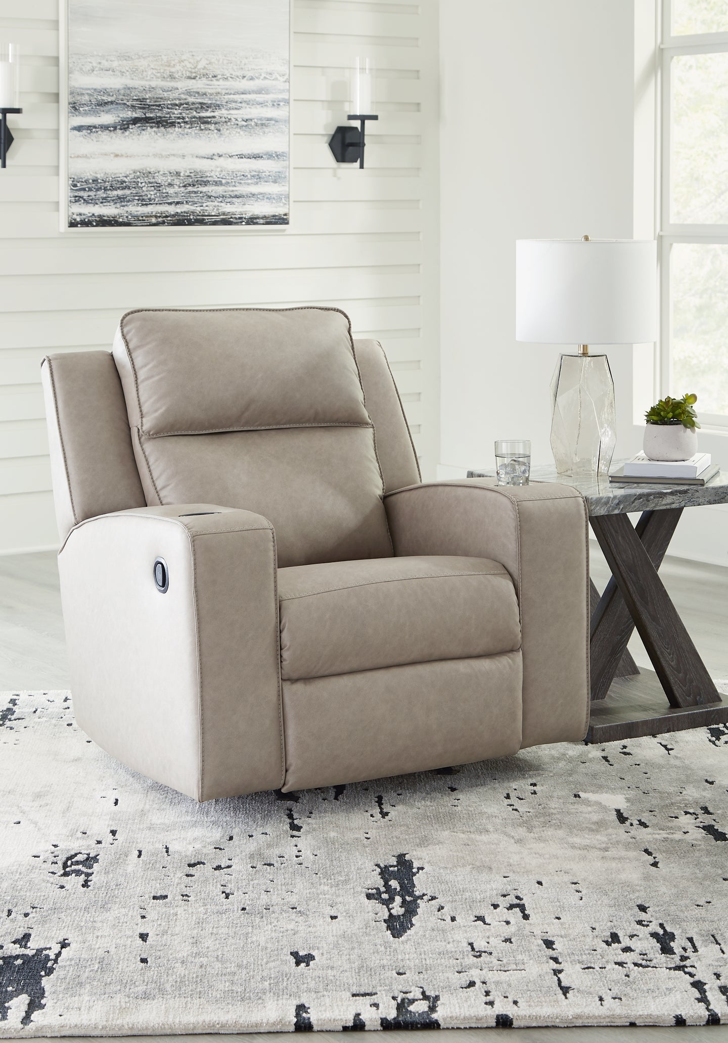 Lavenhorne Rocker Recliner