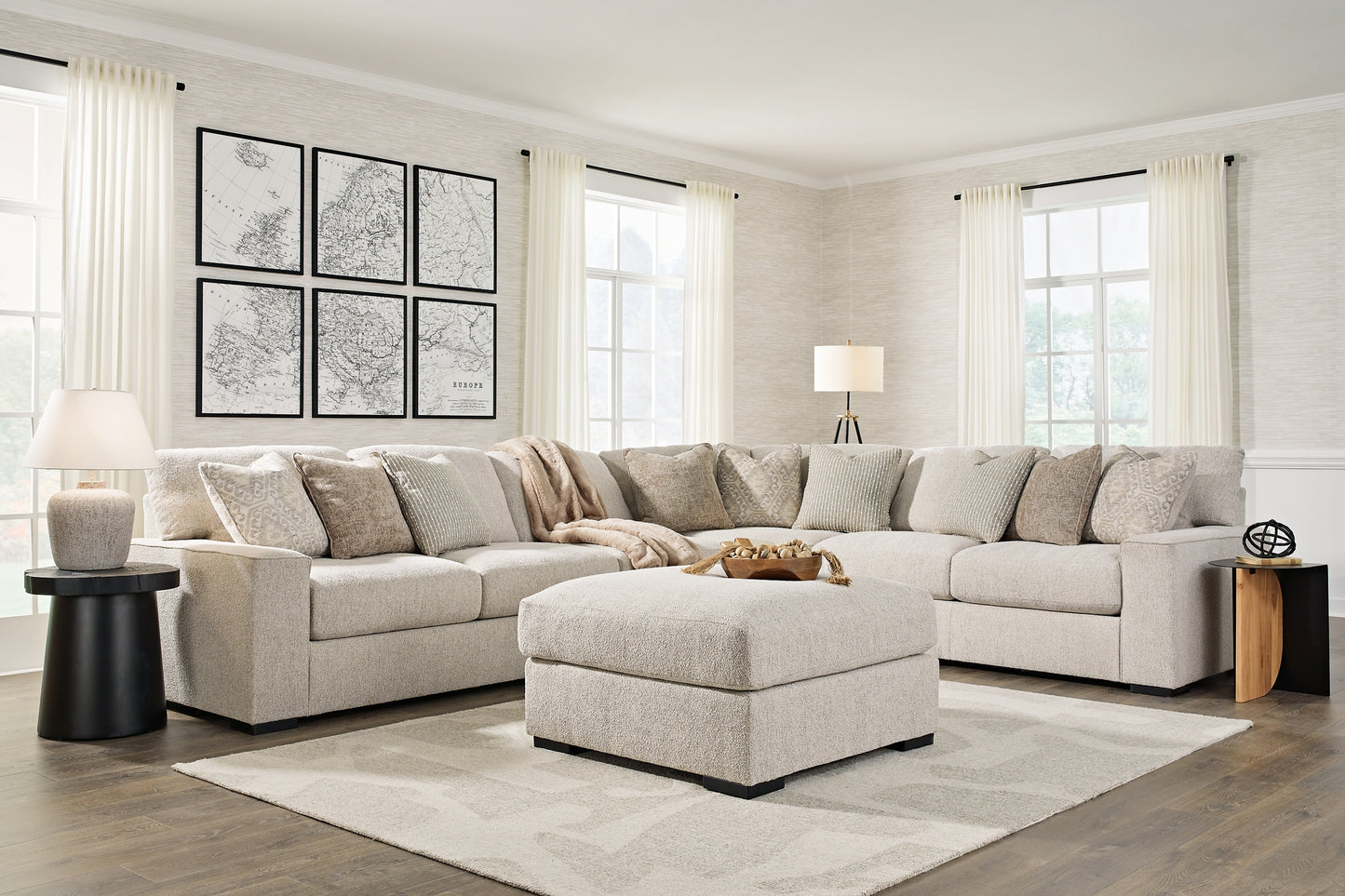 Ballyton 4-Piece Sectional with Ottoman